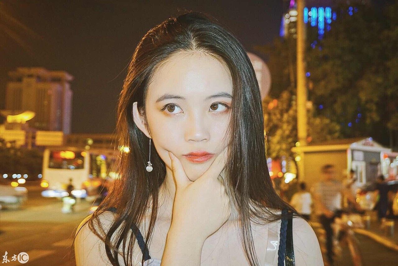 艳遇--我拍个美女养养眼