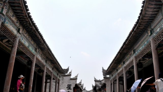 湖北又一条高铁即将落户，91亿元打造致富之路，这座城市中奖了