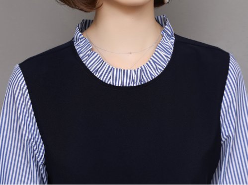 美得扎心!40岁嫂子穿新款秋装,显瘦有女人味,美得我心生嫉妒