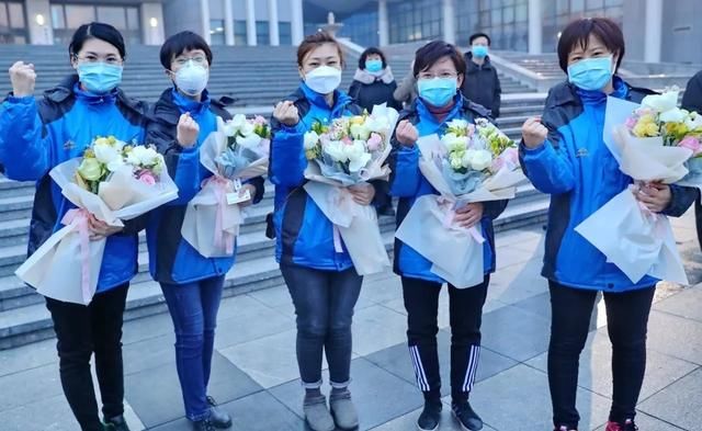  #海港区#河北秦皇岛海港区第一批驰援湖北医疗队2月21日出征