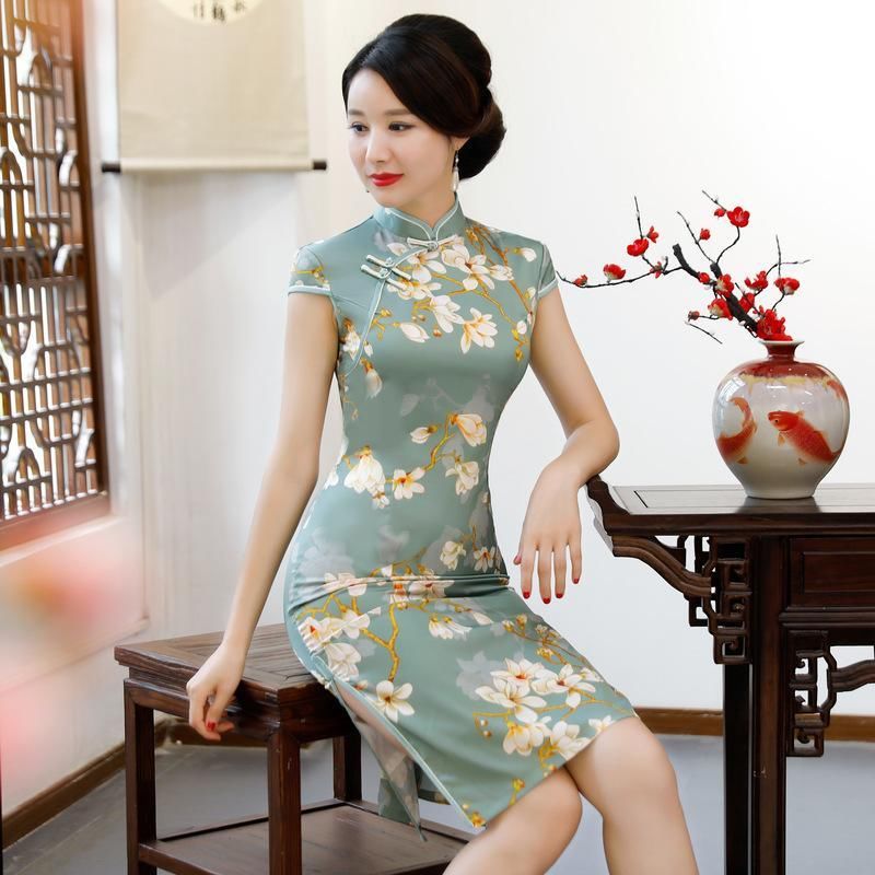 中国风“高贵旗袍”--东方女人骨子里的优雅扑面而来