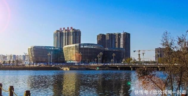 山东有一特大地级市 人口639万 GDP竟超3152亿元