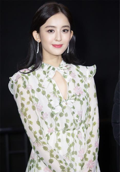  『少女』不是所有人穿碎花裙都是少女感, 穿错就是大妈感, 你穿对了吗