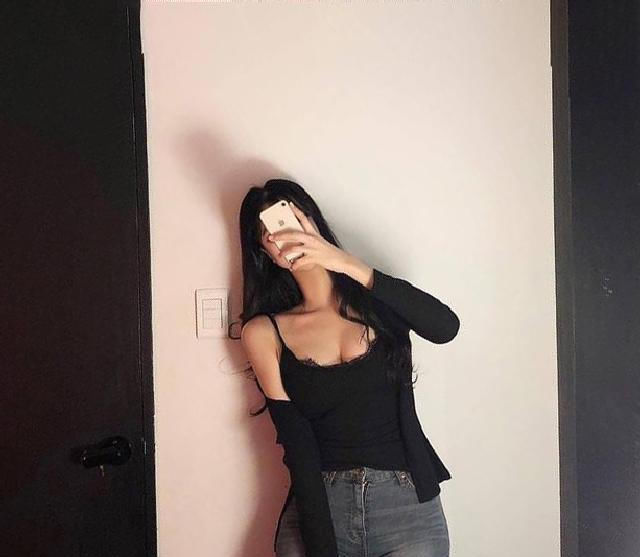 「看起来」穿出时尚与气质!试试这款格纹大衣,优雅百搭展现女人味!