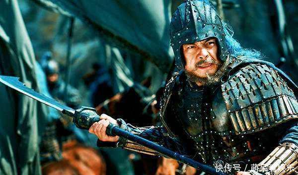 『王爽』轻易斩杀蜀汉两位大将,诸葛亮束手无策,却被一老将轻松解决!