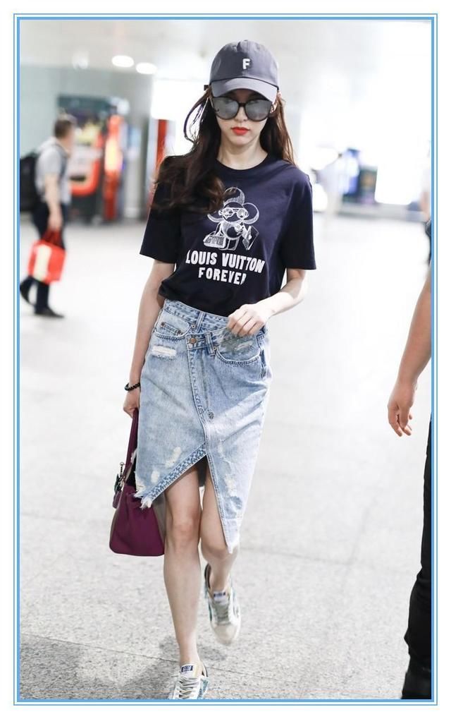 当96斤李菲儿和86斤唐嫣同穿牛仔开叉裙，终于找到不减肥的理由了