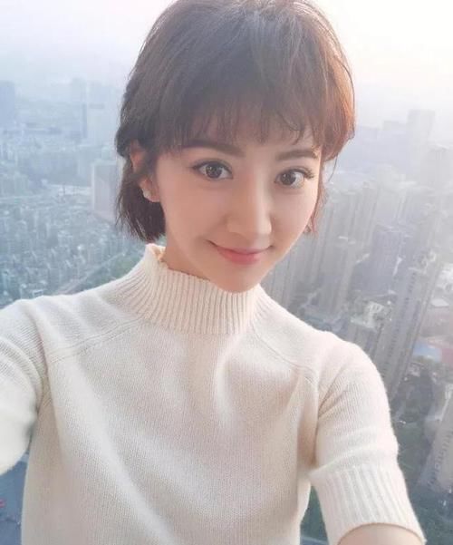  适合■脸上有4种“特征”不适合剪刘海，谁剪谁难看，立刻让你老10岁