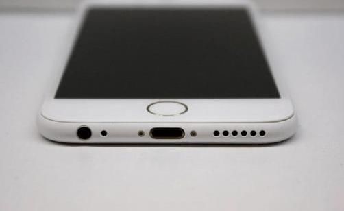  「款手机」iPhone9Plus基本确认！看上去像iPhone8Plus，网友质疑库克清内存