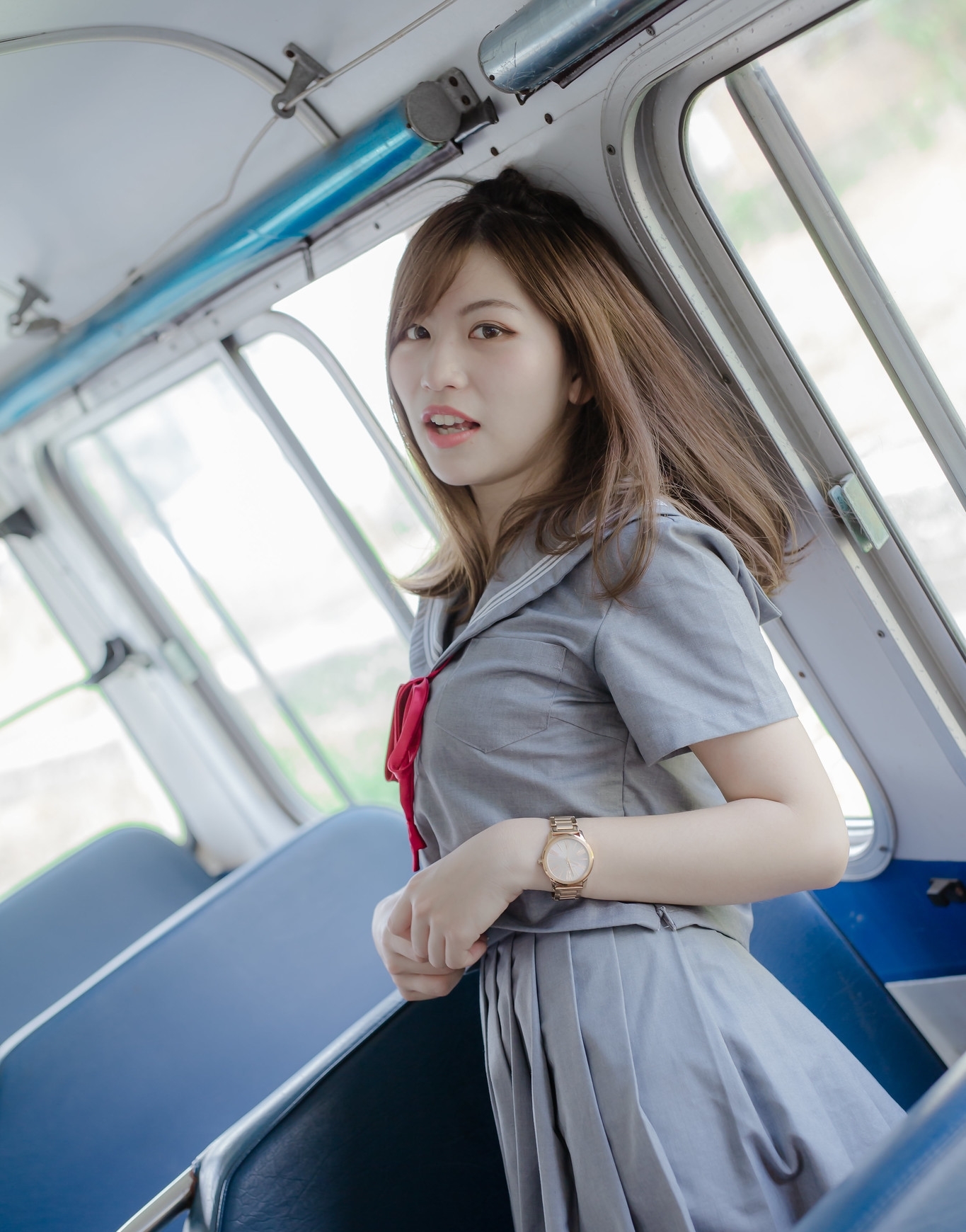  [写真]美女写真图集第56期：靓丽美女林温蒂校服写真上