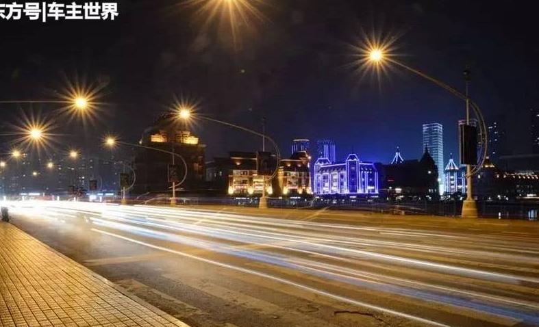 夜晚高速上开车用啥灯？老司机告诉你，如果你用错现在还来得及改