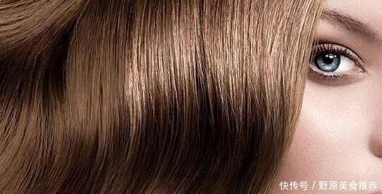 『头发生长』你是否对这几种护发方法深信不疑?请注意!它们都是错误的。