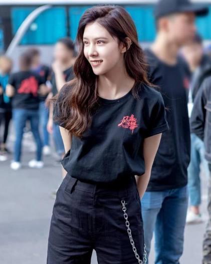 张一山宋妍霏恋情公开？多种实锤网友深信不疑，纷纷表示祝福！