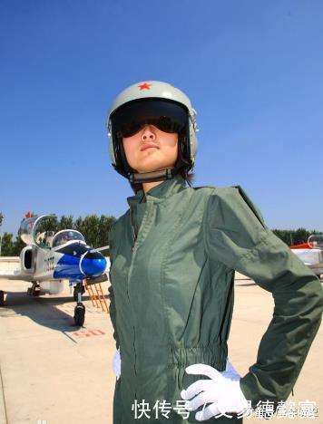 中国蓝天上的“九天仙女” 首批歼击机女飞行员 可惜金孔雀已离世