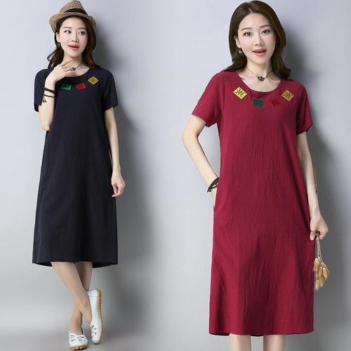 衣服买得多不如买的对，今年流行的连衣裙，洋气又迷人