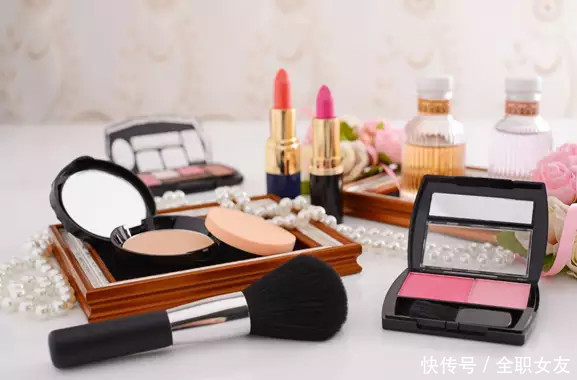 为什么国内的男生不爱化妆？原因也就这三个！