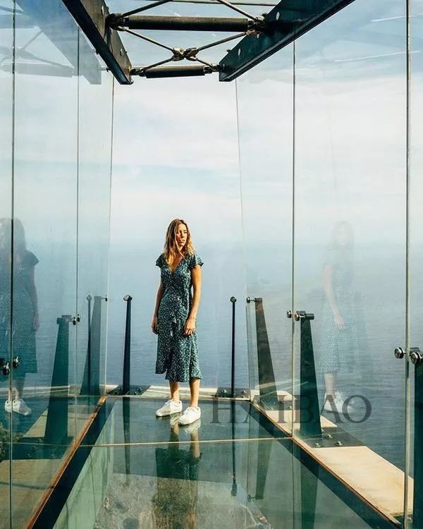 奇怪| 满脸雀斑的她从不磨皮，但是拍出来却比蛇精脸还好看