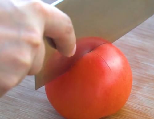  [软嫩]西红柿别再炒鸡蛋了，教你营养新做法，鲜香软嫩，早餐必备美食