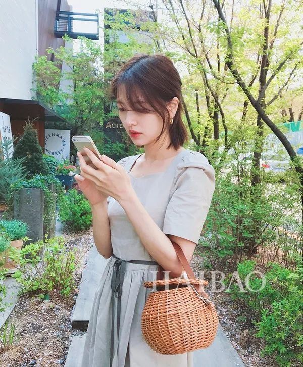 惊呆| 奔3的她被叫“韩版马思纯”!私下穿衣更是不简单…