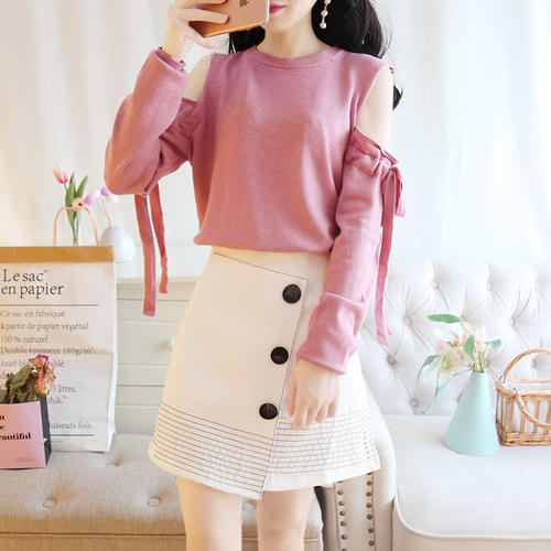 难怪老婆把去年衣服全扔了,原来今秋流行小香风,美的款款想买