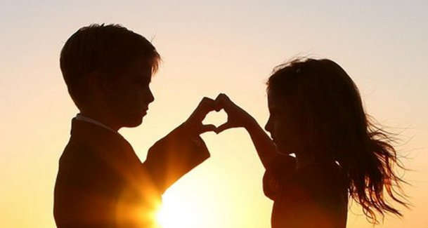  婚姻宫：婚姻迟缓,晚婚吉祥的生肖人