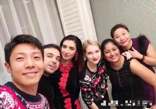 李白生下混血龙凤胎