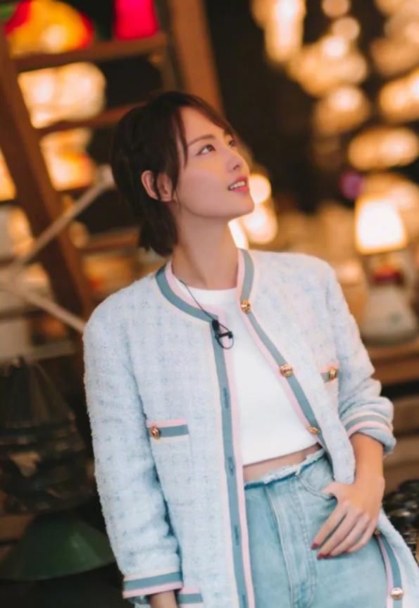  『春夏』明星们都在种草的春夏马卡龙色穿搭，穿过都说上瘾了，入眼即春色
