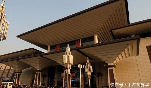  #铁路建设#中国最牛的三座火车站！你去过哪一座？一站能容纳2.5
