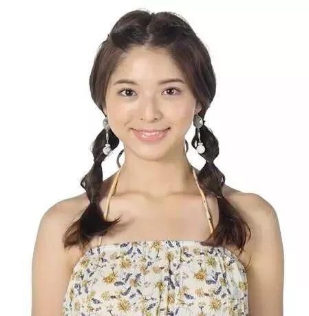 萌娃| Lucky加入星娃豪华套餐!请问戚薇是先教了她爱美吗?