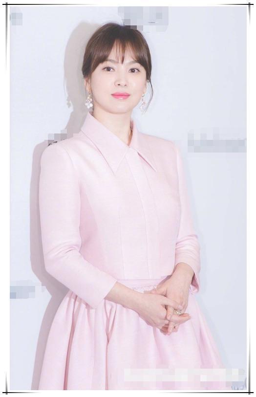 宋慧乔现身活动，一脸幸福肥挥之不去，网友：宋仲基也太会喂了吧