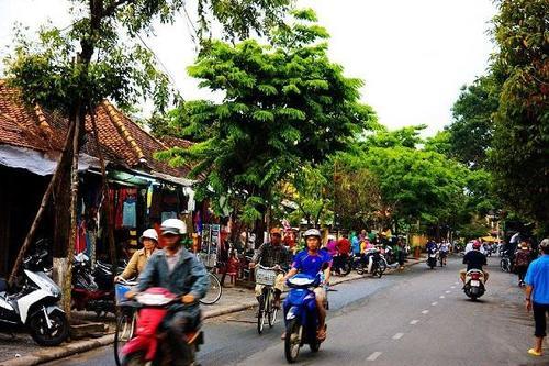 1000万越南盾,在越南能玩几天?看当地美女怎么说