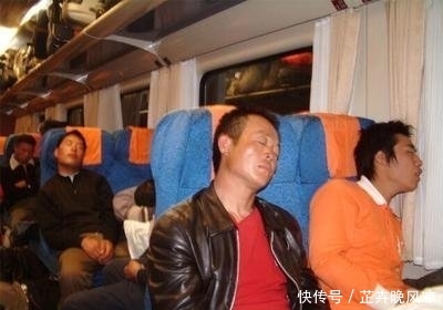 火车上的饭菜不算贵，农民却宁愿挨饿也不买，为啥听老农咋说的