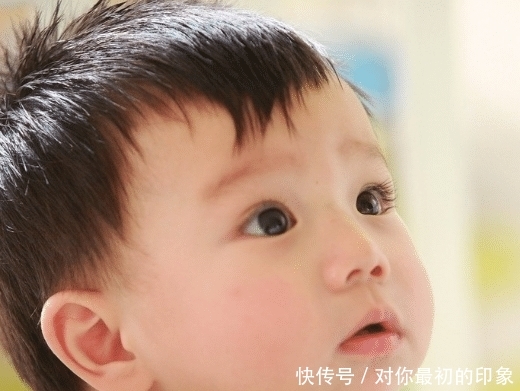 『粘着』孩子爱粘着自己怎么办