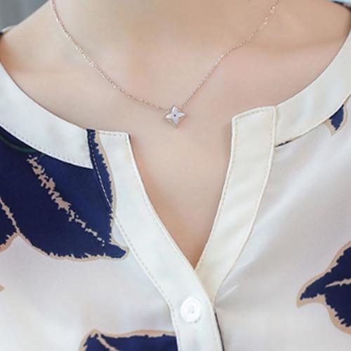 办公室女人就喜欢这么穿,时尚性感又迷人,看下面姐姐们就知道了