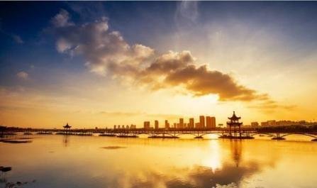 2019年山东省最穷的四个城市，第三是枣庄市，第一是日照市