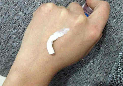 牙膏配上“它”就可让皮肤变白,还能祛除斑点皱纹,比化妆品实用