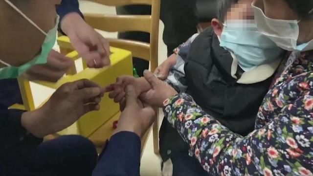 【消防指战员】卡手卡腿频频发生“熊孩子”宅家安全莫忽视