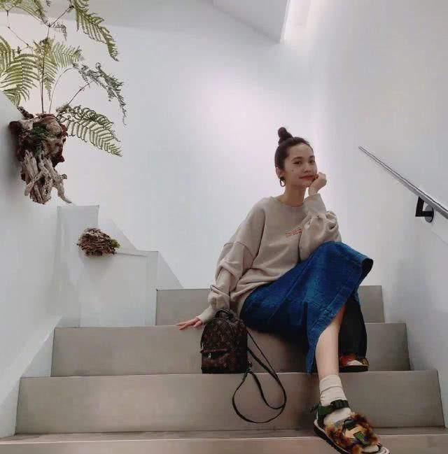【卫衣】卫衣都有,但是如何穿出高级感你得知道这3点