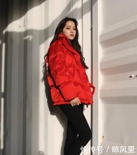 「 赵薇」对比太残忍，终于知道身材和肤色哪个重要，赵薇和林心如难得同框