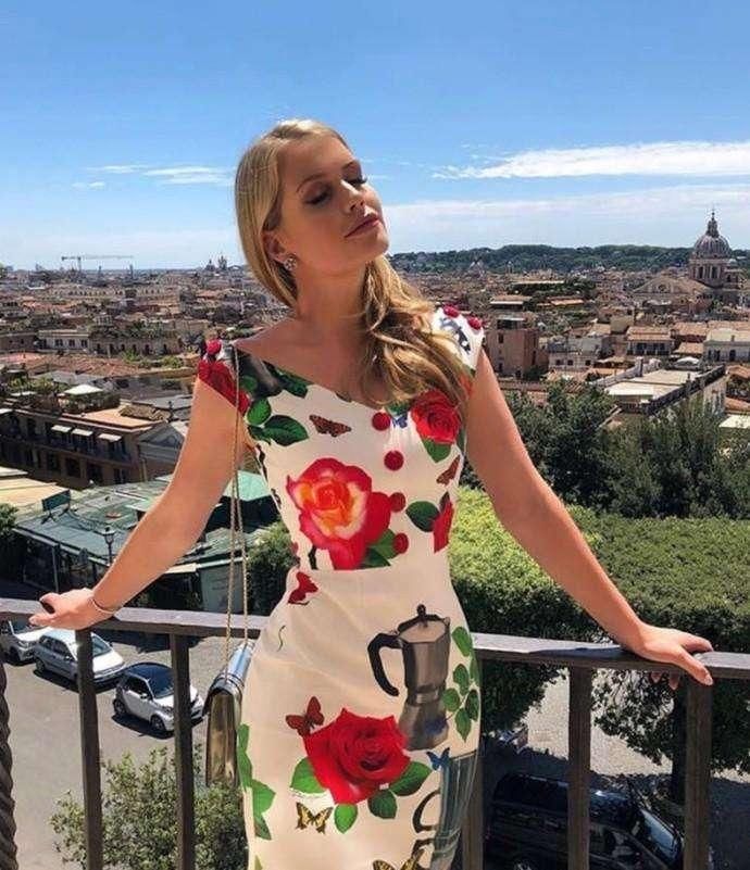 戴安娜王妃的侄女太惊艳, 魅力真的无法挡