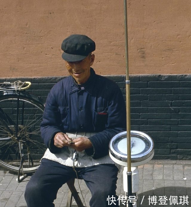 八十年代老照片，一穷二白的过去，那时候过得才叫日子