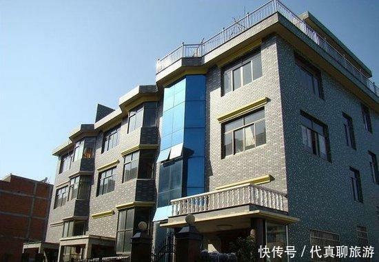  漂亮@在农村有很多漂亮的房子都没人住, 你知道为什么吗