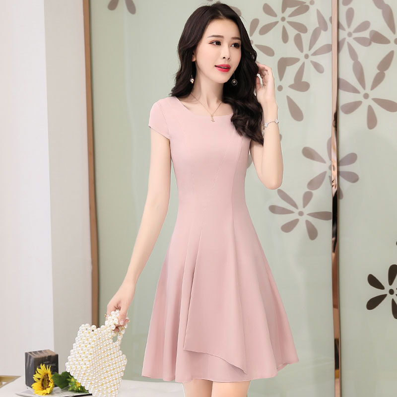 惊讶!丁字裤配真丝裙?嫂嫂真会穿“流氓”，不过吸晴女人味特浓