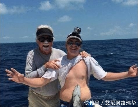  「男子」男子钓到一条怪鱼, 刚准备扔掉, 鱼的反应让他立即报警