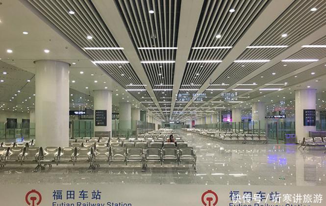 我国最大地下火车站：相当于21个足球场，耗资40亿设有36个出入口