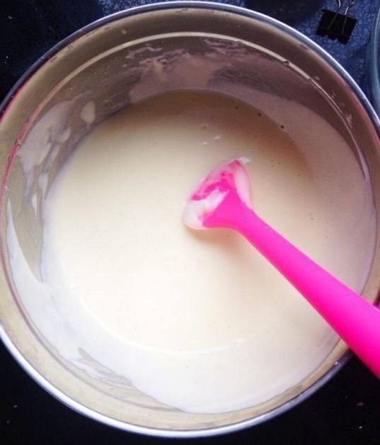 用白醋和牙膏洗脸，帮你祛除脸上斑点皱纹