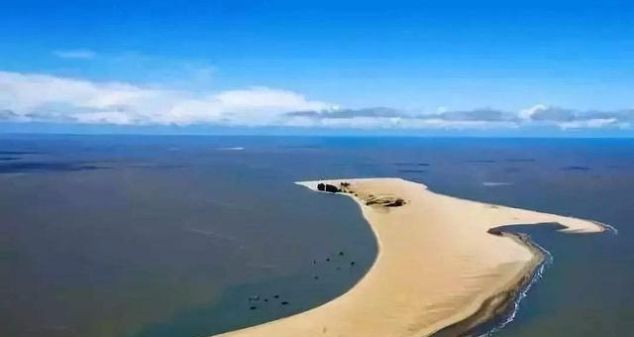  版图：中国一座“会跑”的岛屿，而且越跑越远，大家担心会跑出