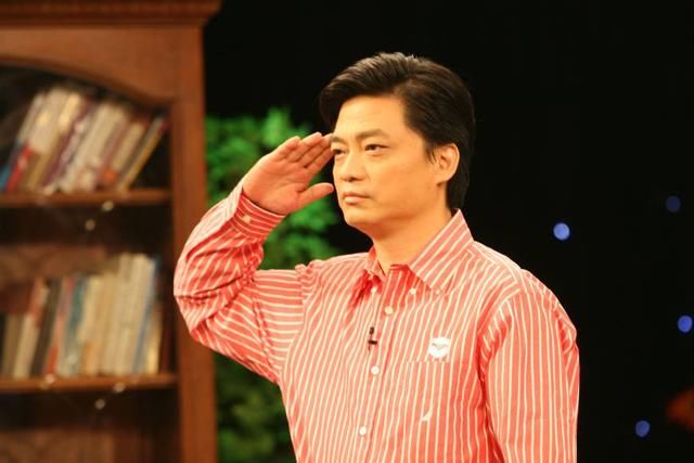 冯小刚回应不想拍手机2，后悔捧红王宝强 难道被崔永元怼傻了？