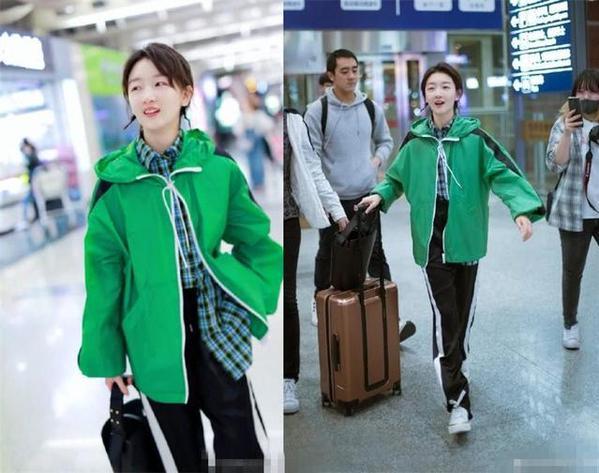 两个小揪揪的唐艺昕看起来最多18！