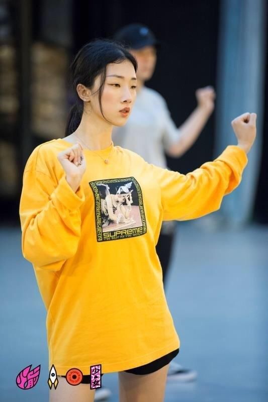 论化妆的重要性，孟美岐离了眼妆让人大吃一惊