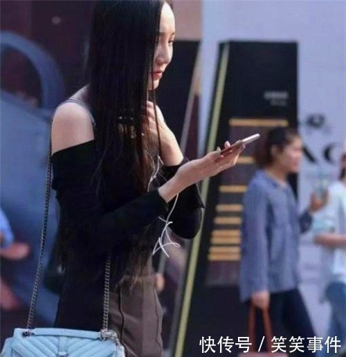 【 感觉】仙女般的气质，让人心动的感觉，街拍：温文儒雅的小姐姐